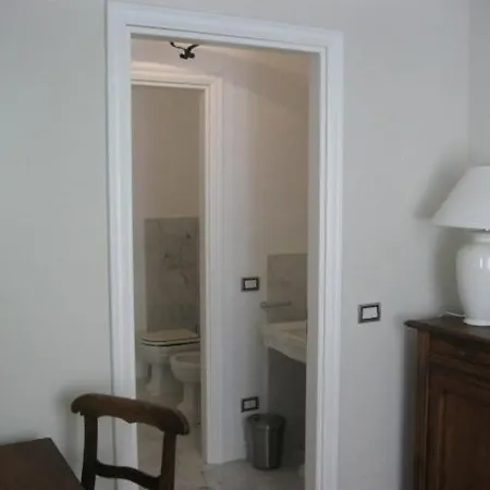 Dimora Della Gran Farnia Guest house *