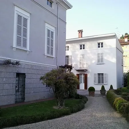 Dimora Della Gran Farnia * Castelvetro Piacentino